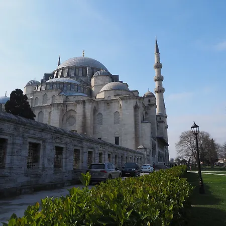 Seyri Hotel 3*